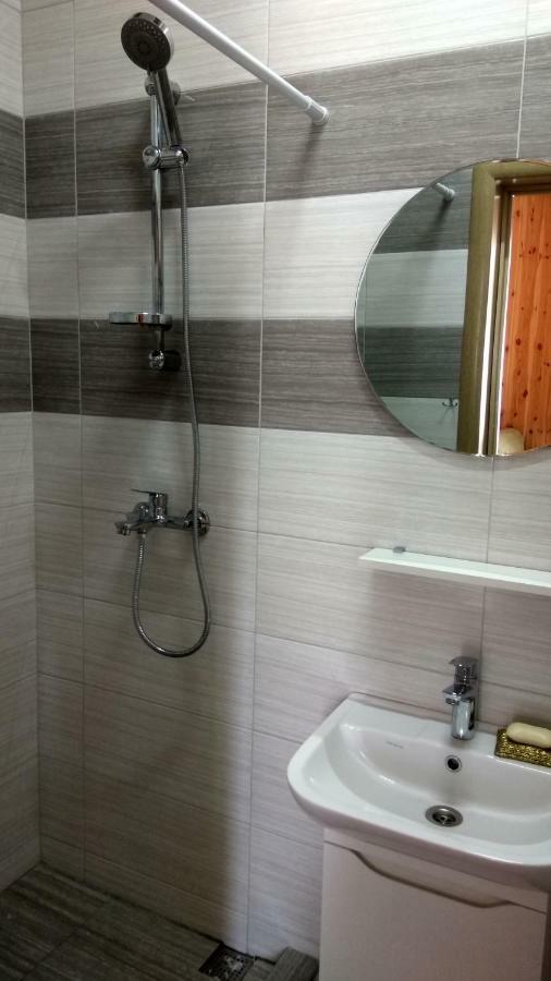 Eco House Hotel Chornomorsk Exterior photo